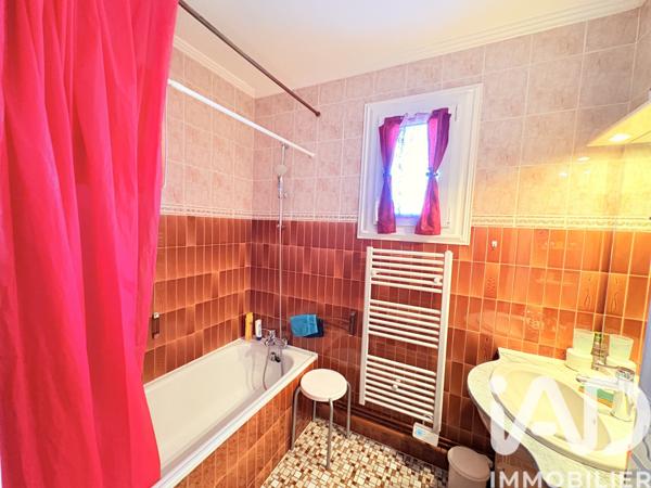 Maison à vendre 6 pièces 140 m² Saint-Paul-des-Landes