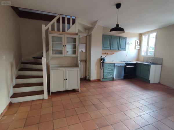 Maison à louer à Oissel en Seine-Maritime (76350), ref : 2026L06