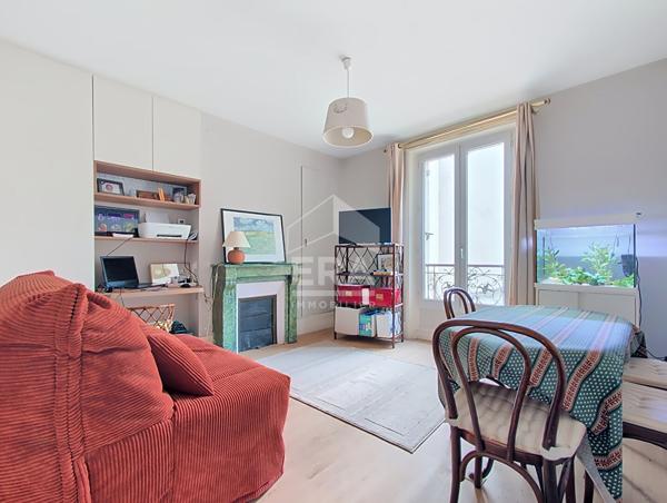 Appartement 2 pièces 41m2  Dugommier-