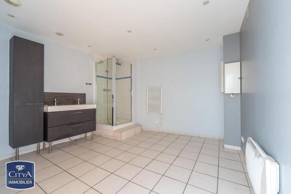 Local commercial à vendre 123m²