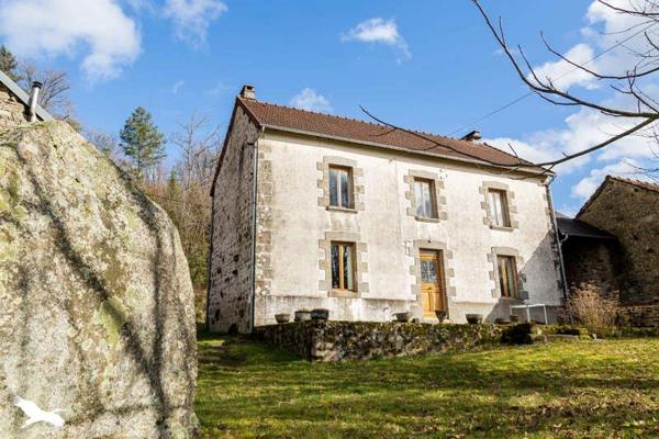 Maison à vendre |  Janaillat |  5 pièces | 182 m²