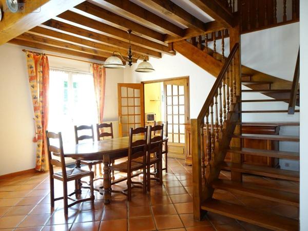 Maison à vendre à Malestroit dans le Morbihan (56140), ref : 56049-673