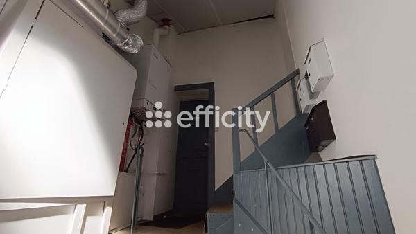 Immeuble
        
        - 123 m² Exclusivité 289 000 € *