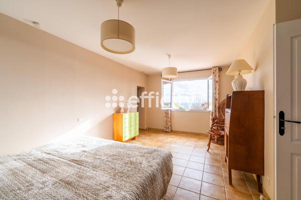 Maison 5 pièces - 160 m² Exclusivité efficity