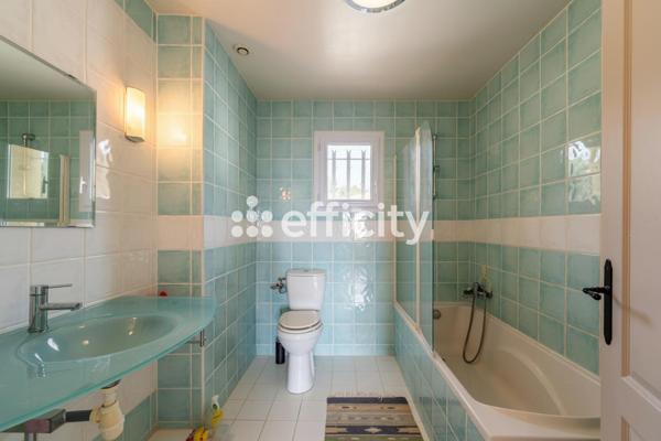 Maison 5 pièces - 160 m² Exclusivité efficity