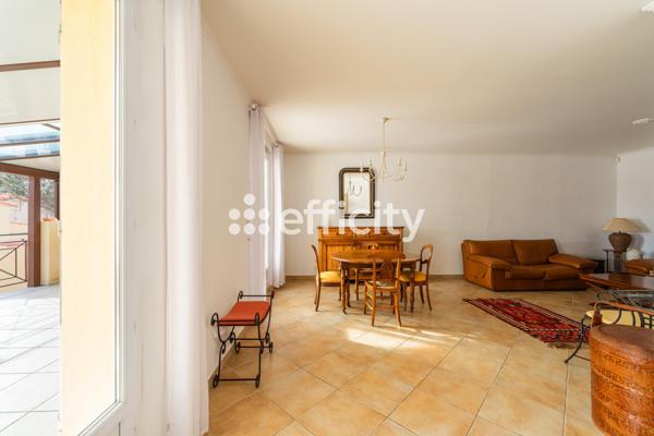 Maison 5 pièces - 160 m² Exclusivité efficity