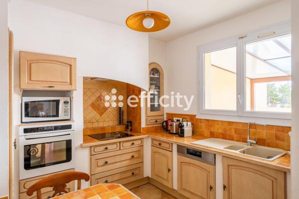 Maison 5 pièces - 160 m² Exclusivité efficity