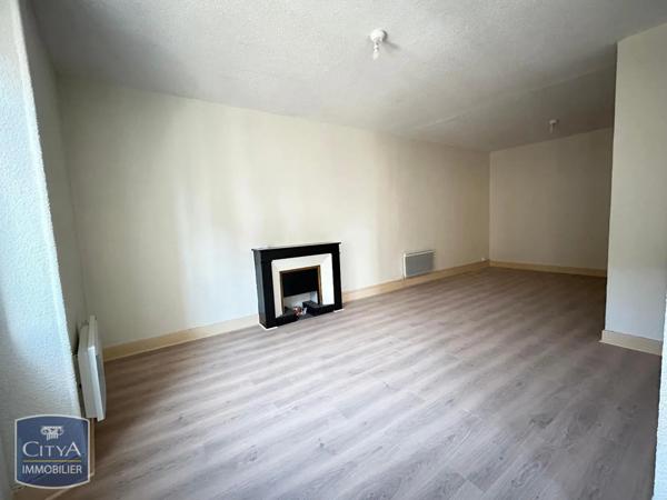 Appartement à louer 3 pièces 76.8m²