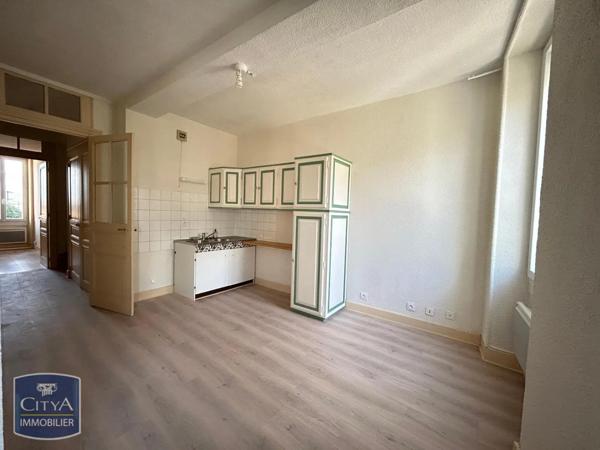 Appartement à louer 3 pièces 76.8m²