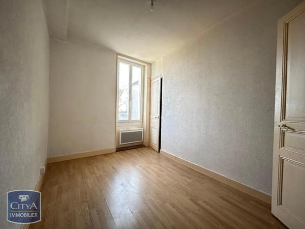 Appartement à louer 3 pièces 76.8m²