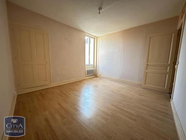Appartement à louer 3 pièces 76.8m²