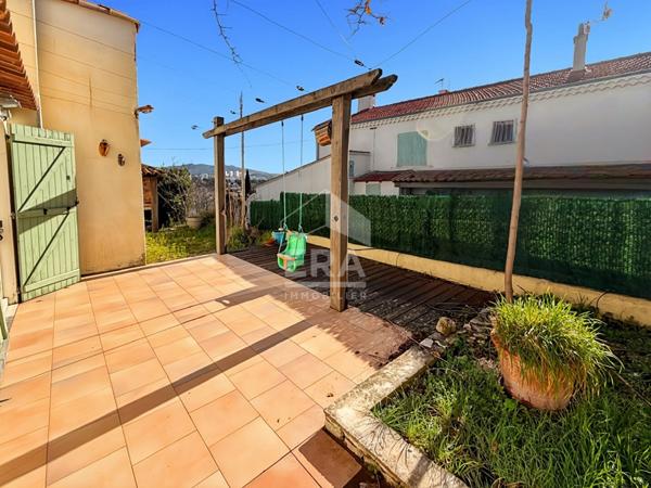 LES PENNES MIRABEAU- EXCLUSIVITE - Maison T3 de 70 m2 sur 580 m² de terrain avec garage