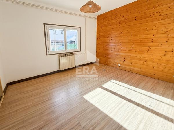 LES PENNES MIRABEAU- EXCLUSIVITE - Maison T3 de 70 m2 sur 580 m² de terrain avec garage