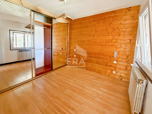 LES PENNES MIRABEAU- EXCLUSIVITE - Maison T3 de 70 m2 sur 580 m² de terrain avec garage