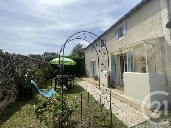Maison à vendre  7 pièces - 136,71 m 2   CHATILLON SUR THOUET  - 79