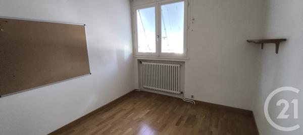 Maison à vendre  7 pièces - 136,71 m 2   CHATILLON SUR THOUET  - 79