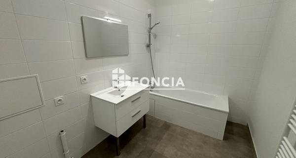 Location Appartement 2 pièces 62 m² - Lyon 69007