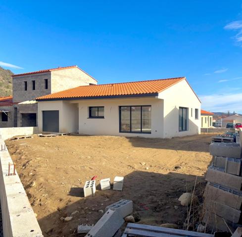Dpt Pyrénées Orientales (66), à vendre RIA SIRACH maison neuve 4 pièces 111m² - terrain 504 m²