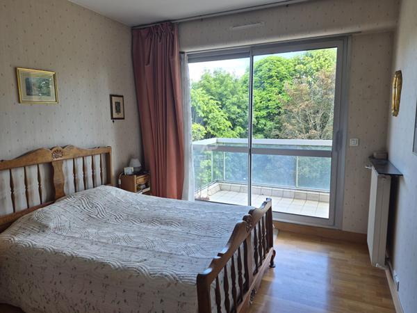 Appartement Saint Germain En Laye 5 pièce(s) 102.46 m2 €800 000 ** - Référence 18131