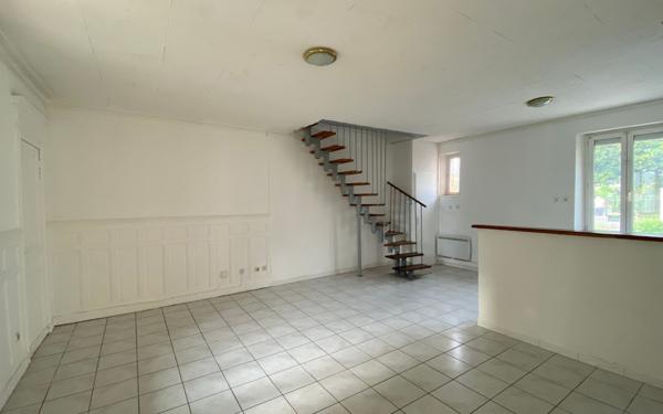 Appartement à louer    3 pièces •  Dieupentale