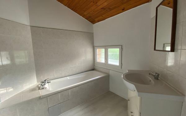 Appartement à louer    3 pièces •  Dieupentale