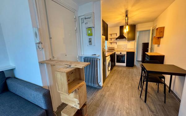 Appartement à louer    2 pièces •  Viroflay