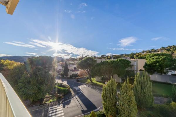 Appartement à vendre 4 pièces 77.57m²