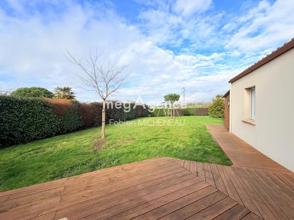 Maison à LA TESSOUALLE, 49280 - 7 pièces 160m²