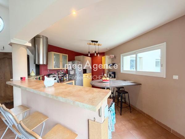 Maison à LA TESSOUALLE, 49280 - 7 pièces 160m²