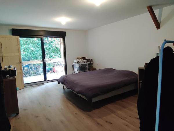 Nichée dans un écrin de verdure,elle saura vous séduire !!!