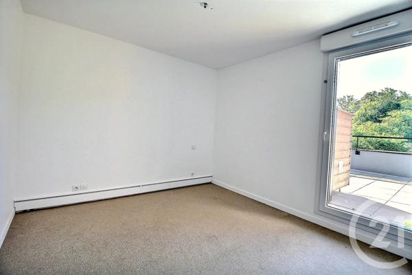 Appartement F3 à vendre  3 pièces - 89,06 m 2   SCIEZ  - 74