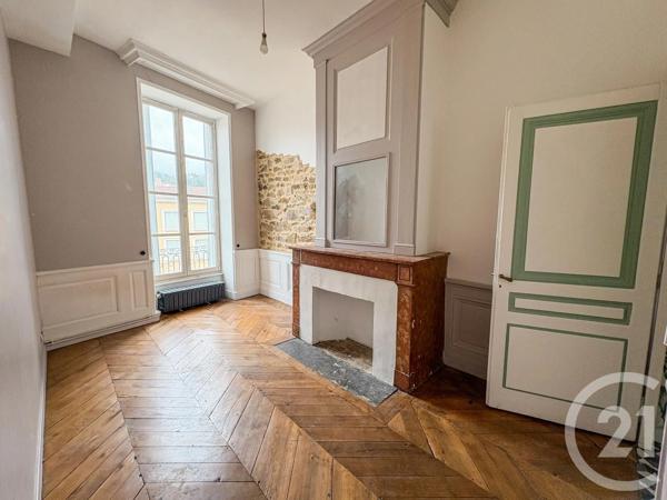 Appartement F7 à vendre  7 pièces - 194 m 2   TARARE  - 69