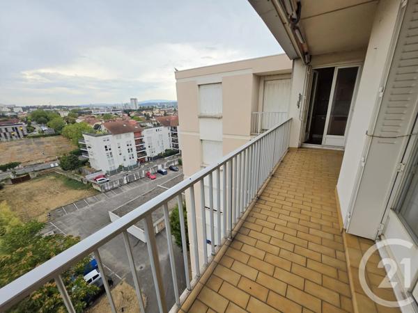 Appartement T4 à vendre  4 pièces - 80 m 2   VENISSIEUX  - 69