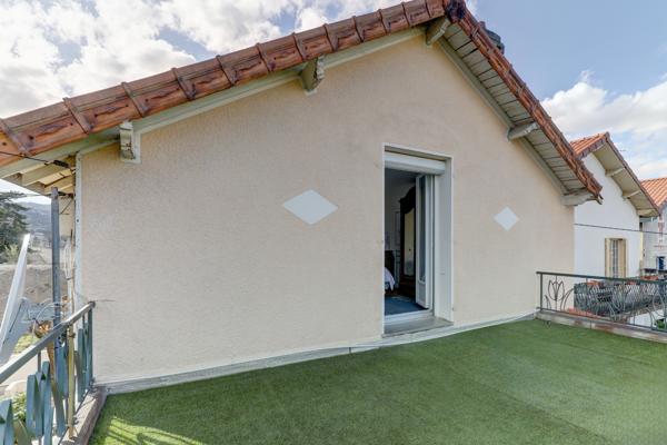 Maison 6 pièce(s) 3 chambre(s) 135 m²
