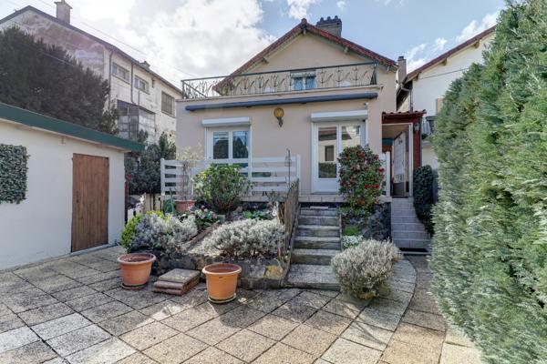 Maison 6 pièce(s) 3 chambre(s) 135 m²