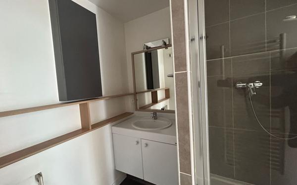 Appartement à louer    2 pièces • 50,58 m2 Châtillon