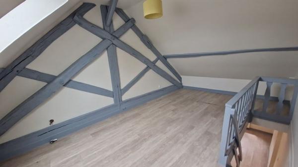 APPARTEMENT T4 DUPLEX 2ème étage - CENTRE VILLE