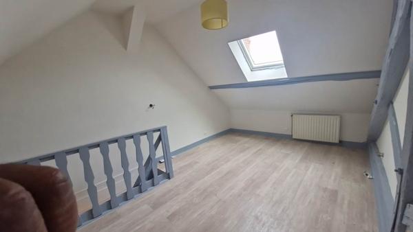 APPARTEMENT T4 DUPLEX 2ème étage - CENTRE VILLE