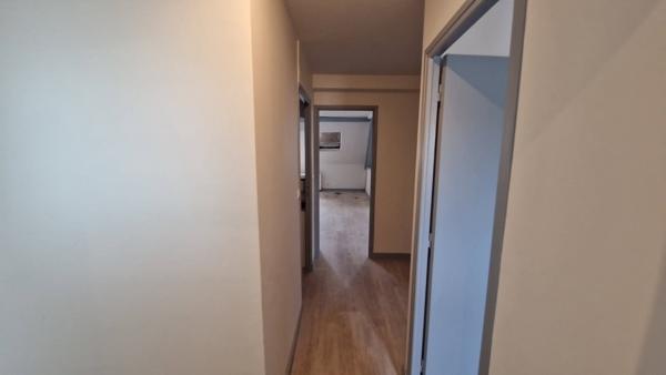 APPARTEMENT T4 DUPLEX 2ème étage - CENTRE VILLE