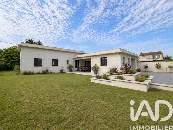 Maison à vendre 6 pièces 180 m² Caumont-sur-Durance