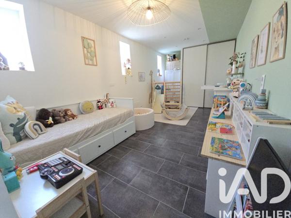 Maison à vendre 6 pièces 180 m² Caumont-sur-Durance