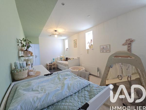 Maison à vendre 6 pièces 180 m² Caumont-sur-Durance