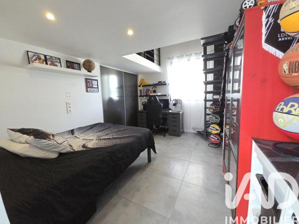 Maison à vendre 6 pièces 180 m² Caumont-sur-Durance