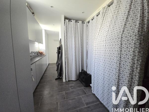 Maison à vendre 6 pièces 180 m² Caumont-sur-Durance