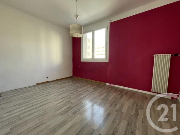 Appartement T4 à vendre  4 pièces - 73,25 m 2   MARSEILLE  - 13015