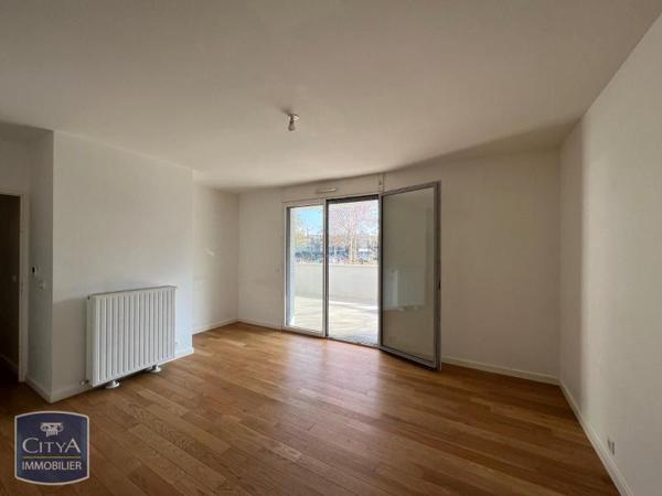 Appartement à louer 2 pièces 51.2m²