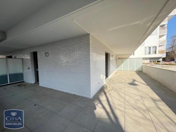 Appartement à louer 2 pièces 51.2m²