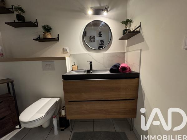 Location appartement 2 pièces 65 m² Nîmes