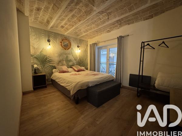 Location appartement 2 pièces 65 m² Nîmes