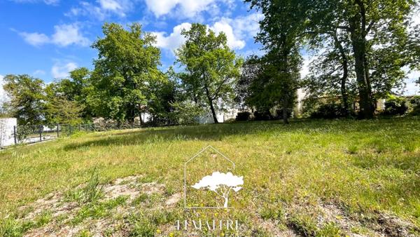 Magnifique terrain clos de 953m² !